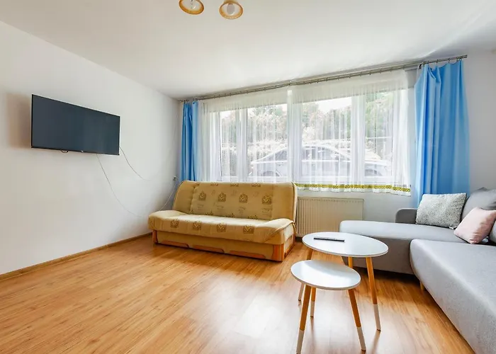 Apartment Vacationclub - Warynskiego 14c *